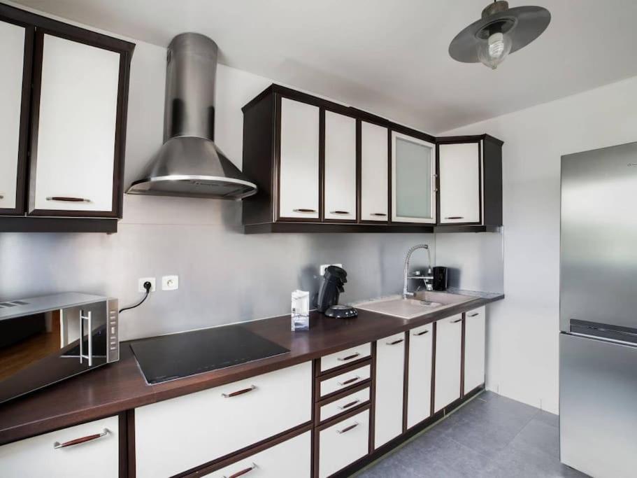 Les Paves De Prague - Appartement Pour 4 A 10 Minutes De Disneyland Paris Montévrain Exteriér fotografie